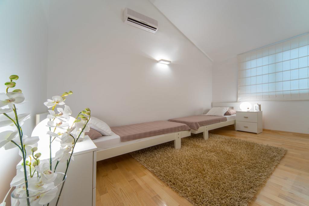 Apartments Fortunata Primosten Exterior photo